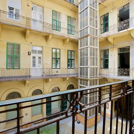 Standard Apartment By Hi5 - Steindl Street Boedapest Buitenkant foto