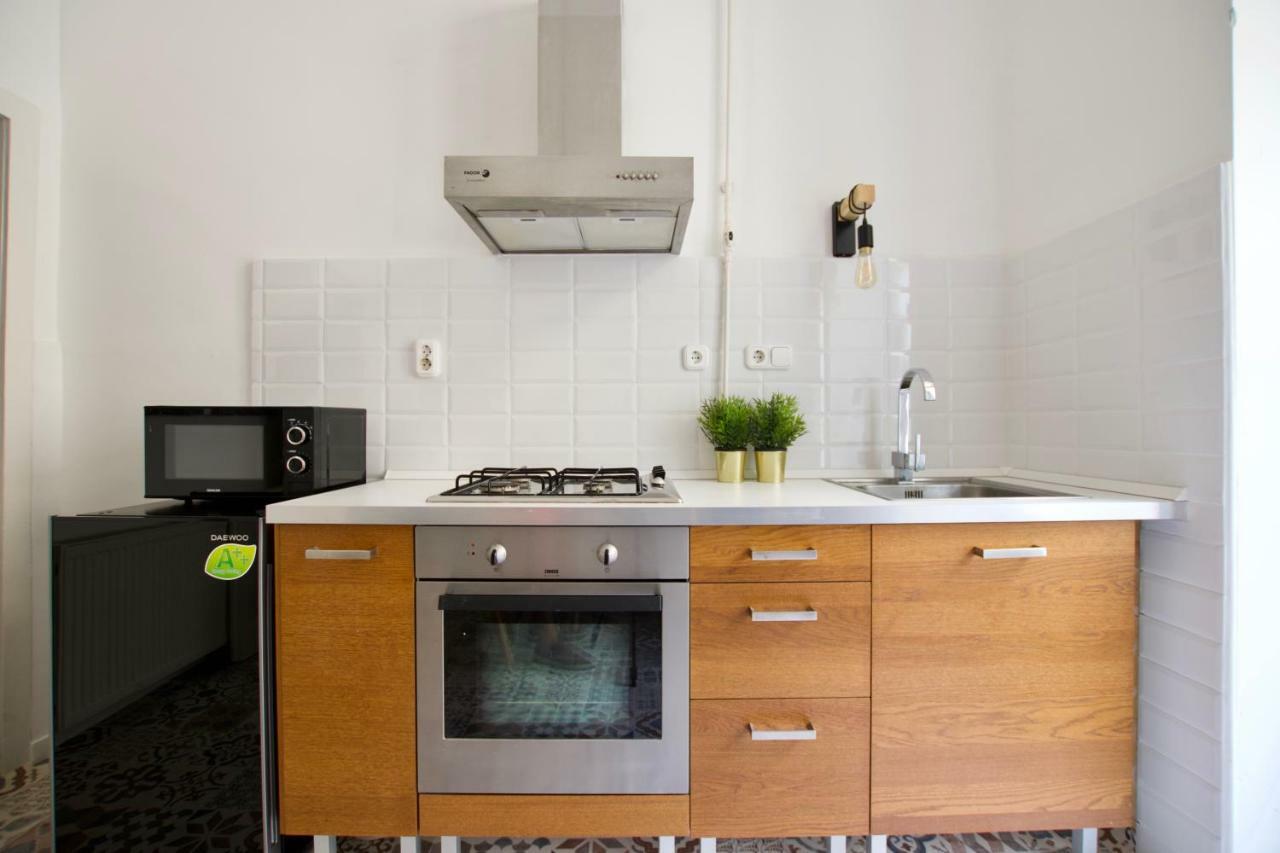 Standard Apartment By Hi5 - Steindl Street Boedapest Buitenkant foto